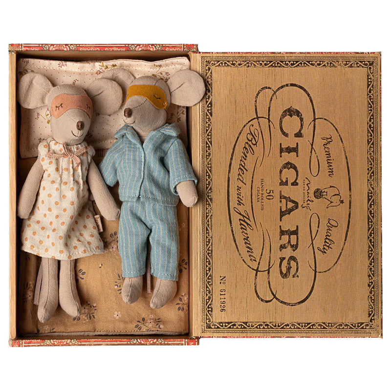 Maileg Mum and Dad Mice in a Cigar Box